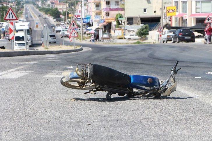 Manavgat’ta Motosiklet Kazası: 1 Yaralı