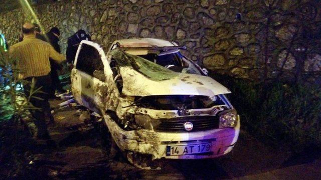 Otomobil 20 Metrelik İstinat Duvarından Düştü: 1 Ölü, 3 Yaralı