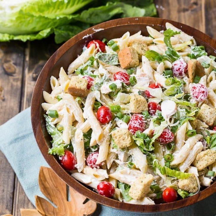 Makarnalı Sezar Salata