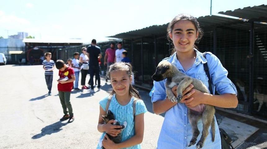 Çocuklardan Can Dostlara Şefkat Ziyareti