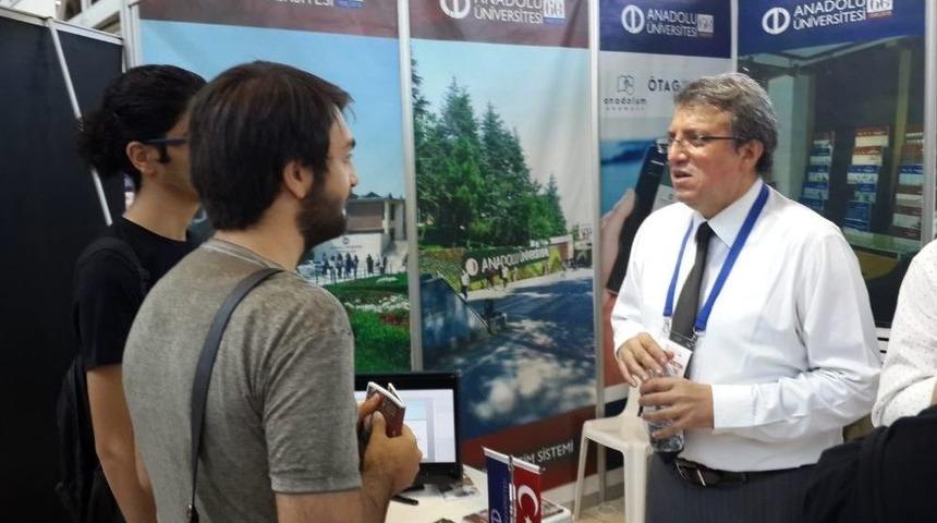 Anadolu &Uuml;niversitesi Tercih Fuarında
