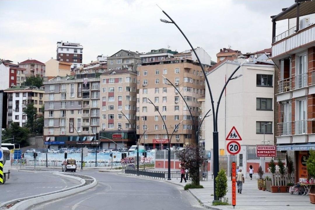 Ey&uuml;psultan&rsquo;daki Vardar Bulvarı Yenilendi