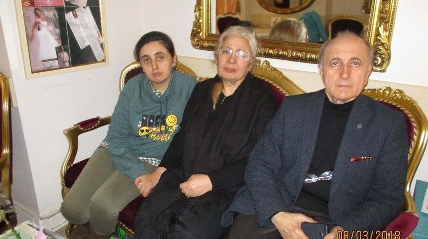 (&ouml;zel) Kuaf&ouml;rde Darp Edilen Engelli Kız Ve Ailesi O Anları Anlattı