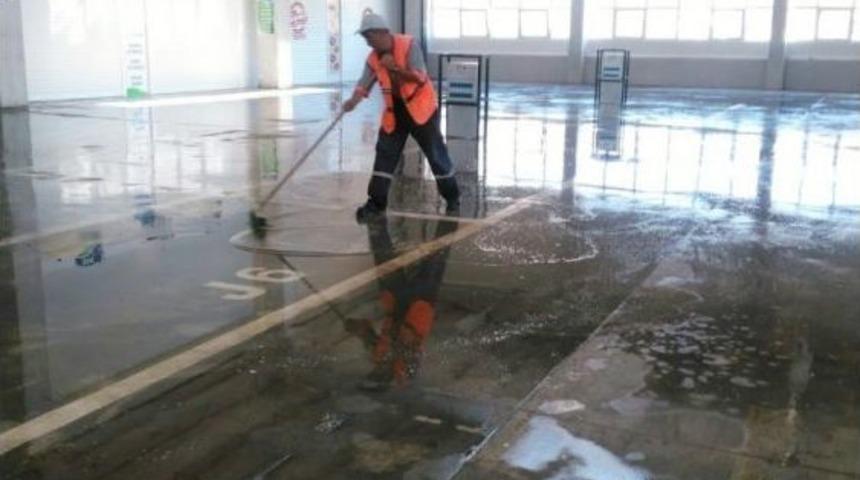 Kapalı Pazarda Bayram Temizliği Yapıldı