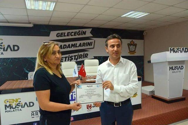 Kosgeb Eğitim Programınında Mezun Olan 194 Kursiyere Sertifikaları Verildi