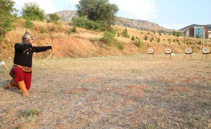 Film Seti Değil, Turnuva Hazırlığı G4