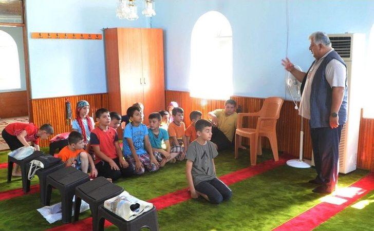 Öğrenciler Hem Eğleniyor, Hem Kur’an Öğreniyor G2