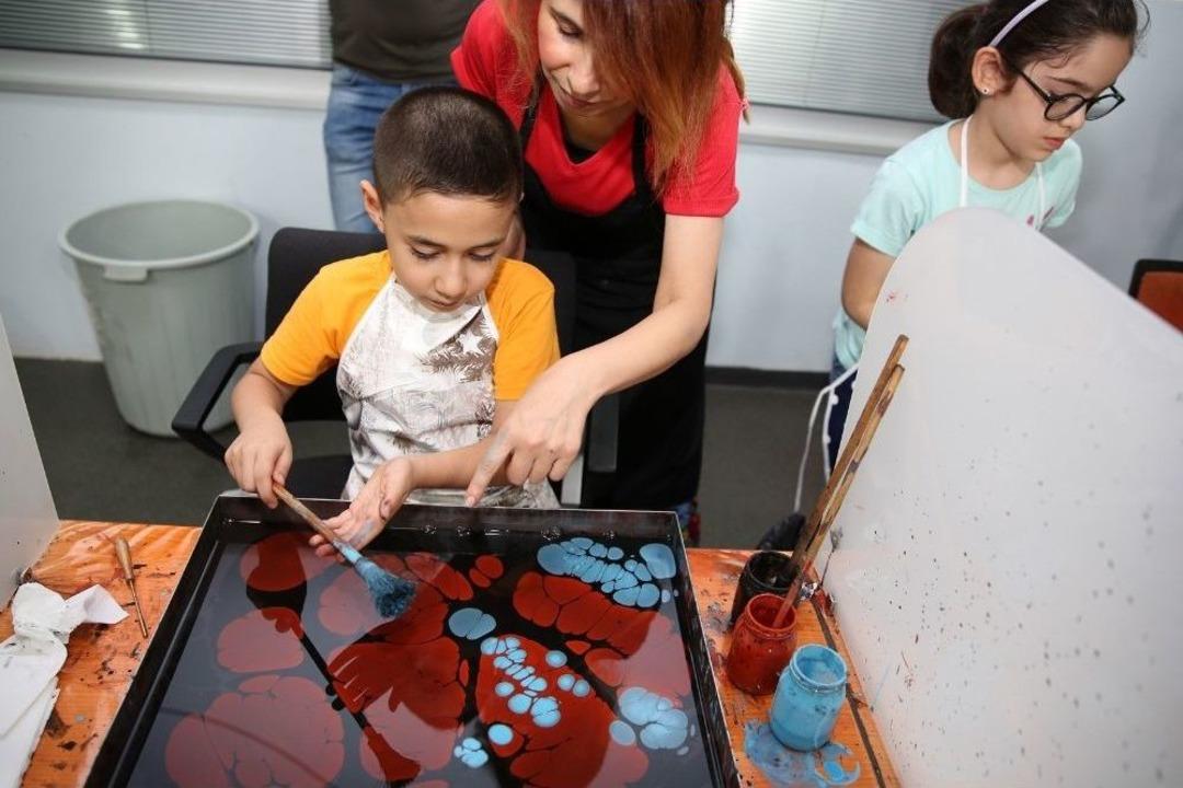 Geleneksel Sanatlar, Minik Ellerde Hayat Buluyor