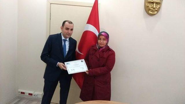 Selendi’de 22 Kişi Girişimcilik Sertifikasını Aldı