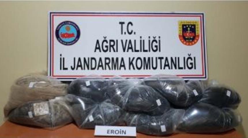 Ağrı&rsquo;da 169 Kilo 5 Gram Eroin Ele Ge&ccedil;irildi