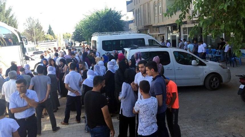 Midyat&rsquo;ta Hacı Kafilesi Dualarla Uğurlandı