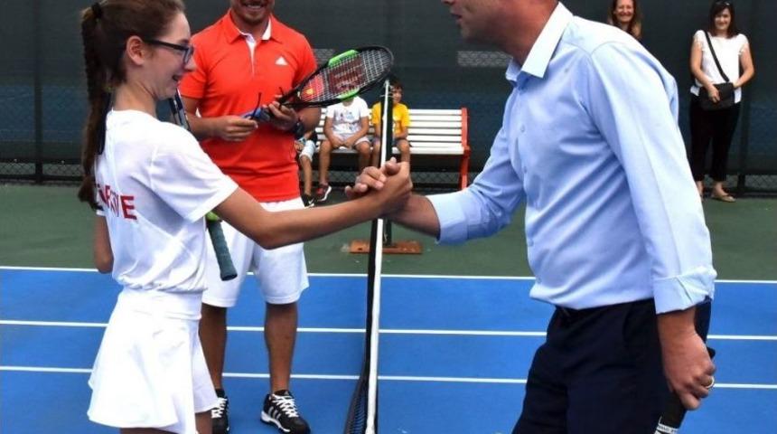 Başkan Sarıkurt Tenis Turnuvası A&ccedil;ılışını Ger&ccedil;ekleştirdi