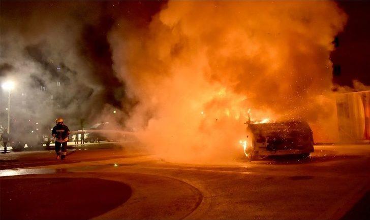 Konya İtfaiyesi’nden Gece Tatbikatı G1