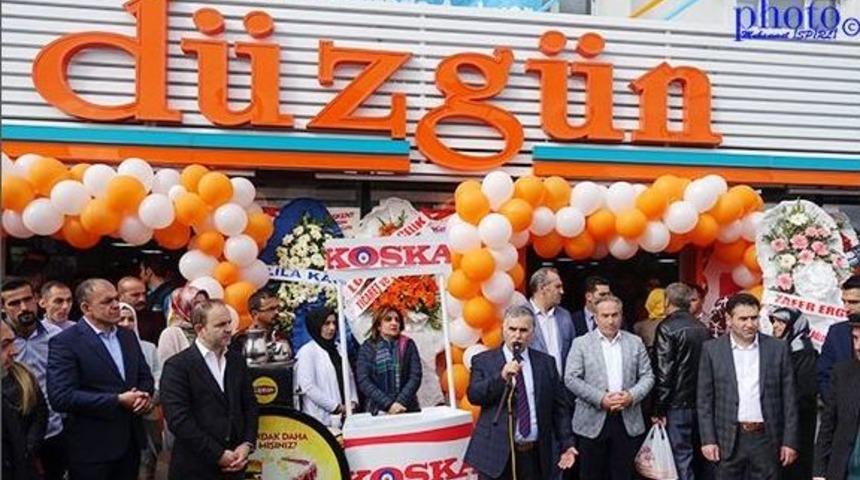 Trump&rsquo;a &rsquo;d&uuml;zg&uuml;n&rsquo; Tokat