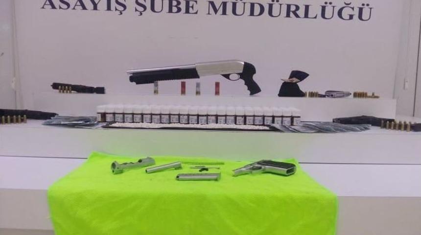 Beyoğlu&rsquo;nda Uyuşturucu Hesaplaşmasıyla İşlenen Cinayetin Zanlıları Yakalandı