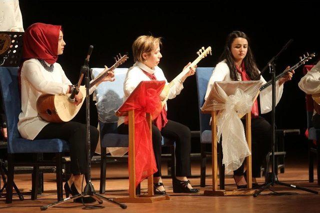 Yenimahalle’de Kadınlar Günü Dolu Dolu Kutlandı