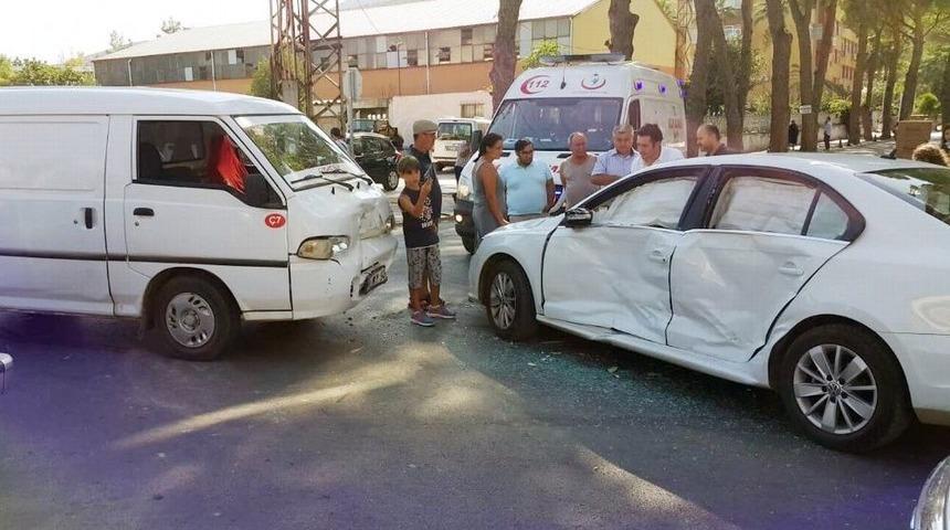 Milas’ta Kontrolsüz Çıkış Kazaya Neden Oldu