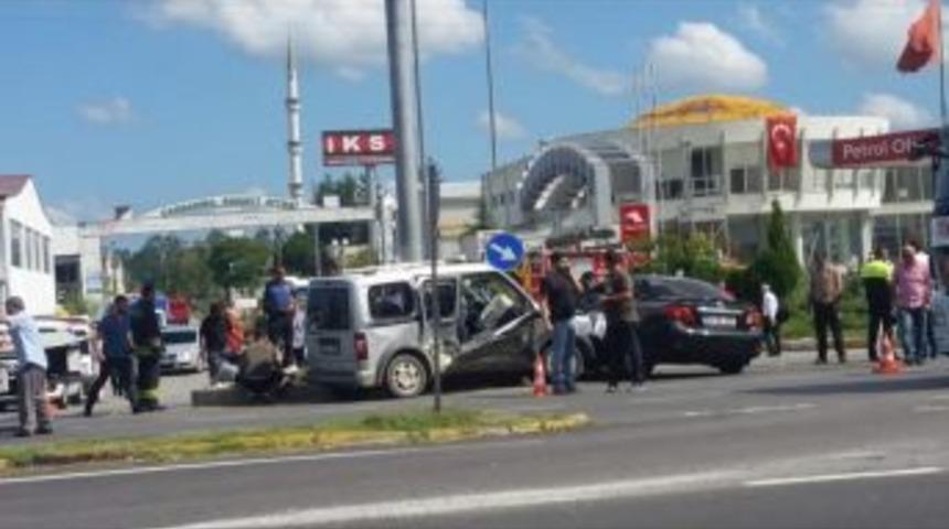 Çarşamba’da Kaza: 4 Yaralı