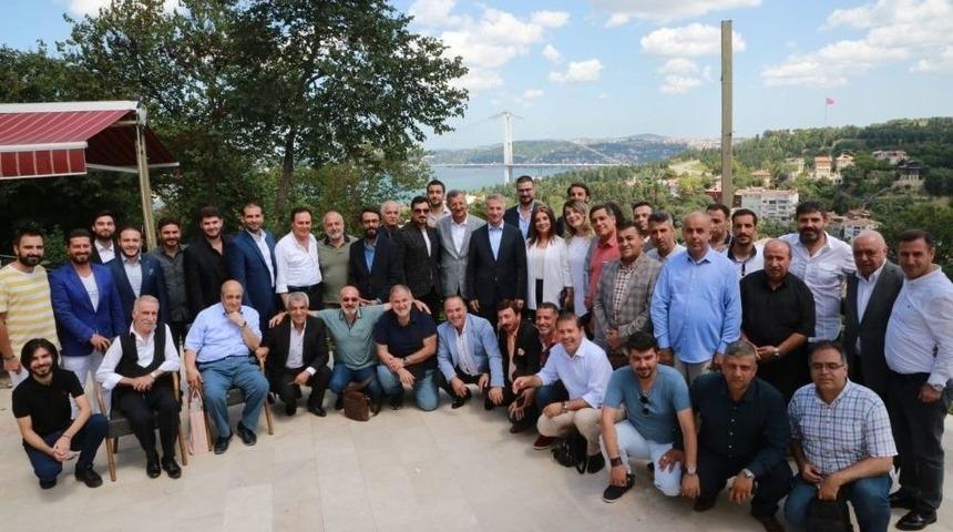 Başkan Yanılmaz,"şehri Şehir Yapan Kültürü, Sanatı, Yazarı Ve Şairidir"