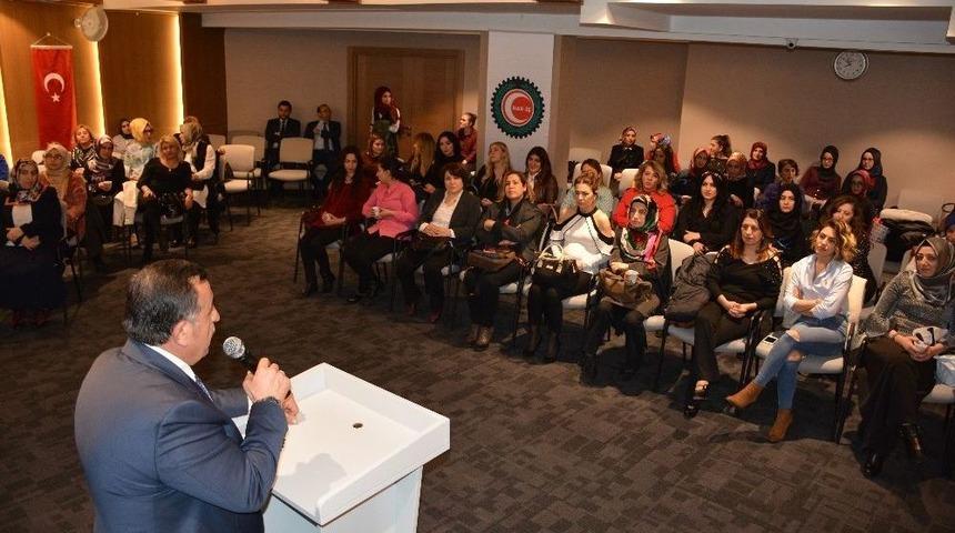 &Ouml;z Taşıma İş&rsquo;ten Kadınlar G&uuml;n&uuml; Etkinliği