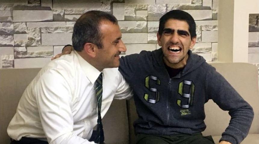 Tunceli&rsquo;nin Kayyumu, Vatandaşın G&ouml;nl&uuml;ne Taht Kurdu