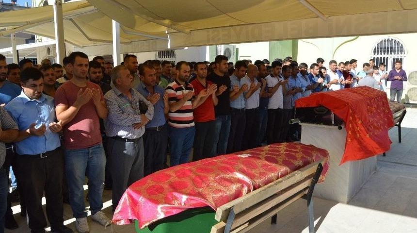 Adana&rsquo;da K&uuml;p Şelalelerinde Boğulan Kişiler Defnedildi