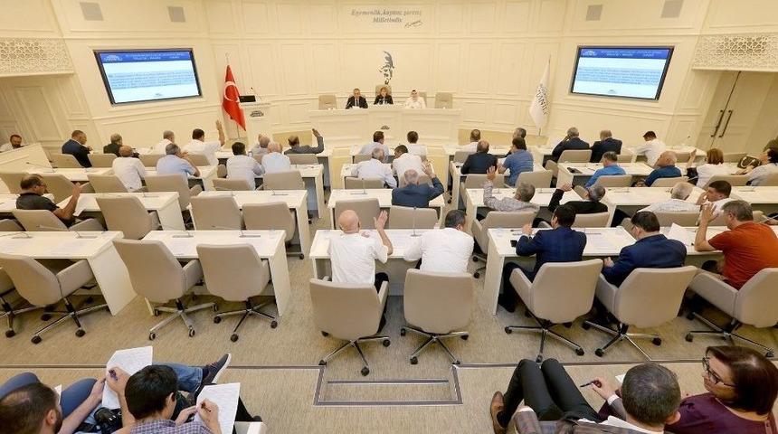 Gaziantep B&uuml;y&uuml;kşehir Belediye Meclisi Toplandı