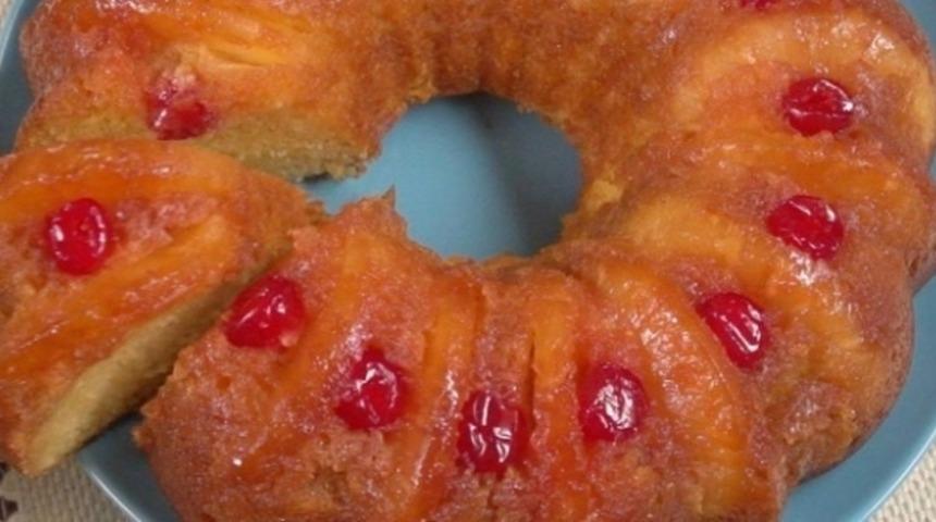 Ananaslı Ters Yuvarlak Kek