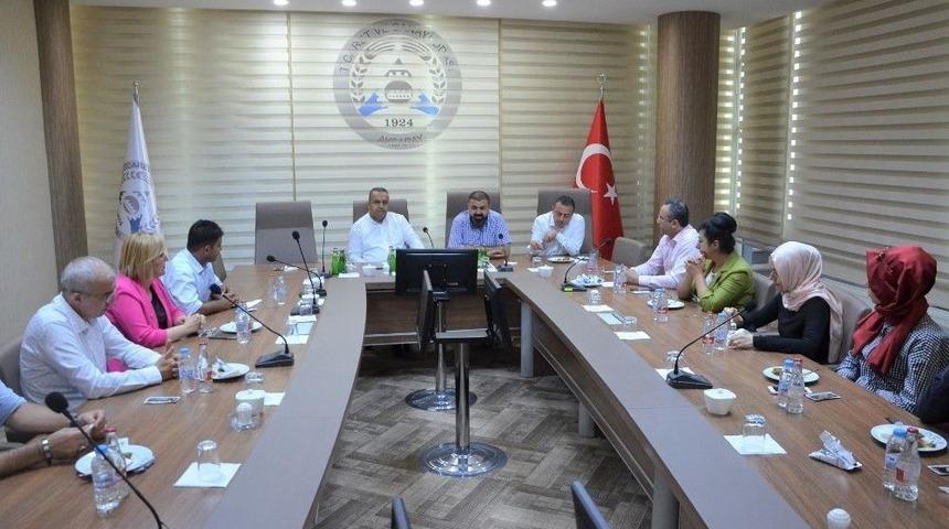 Atso Başkanı G&ouml;ktaş Personelle Projelerini Paylaştı