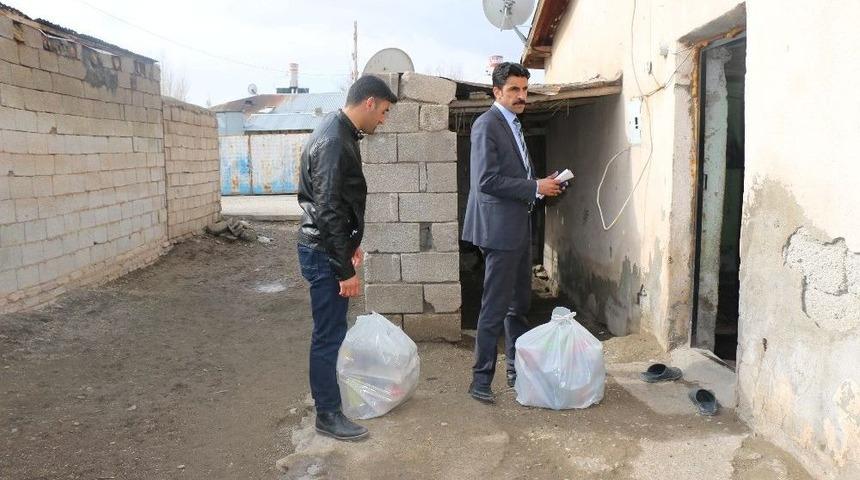 Kaymakam Vardar, Muhta&ccedil; Aileye Sahip &Ccedil;ıktı