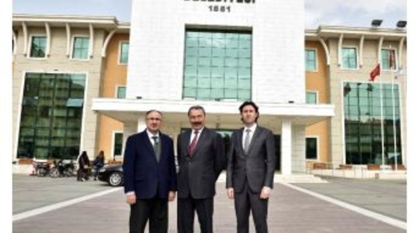 Bursa Emniyet M&uuml;d&uuml;r&uuml;&rsquo;nden Kurtulan&rsquo;a İade-i Ziyaret