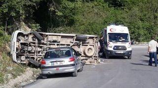 Bartın’da Yolcu Minibüsü Devrildi: 8 Yaralı