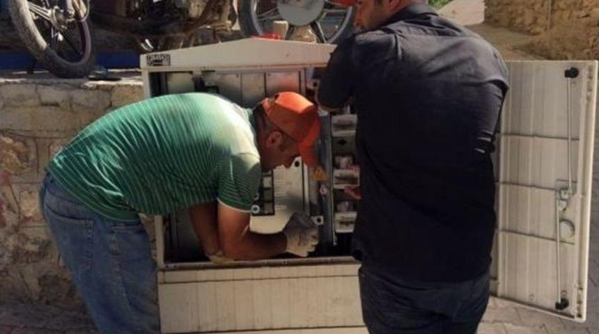 Dicle Elektrik Şırnak&rsquo;ta Pano Montajına Yeniden Başladı