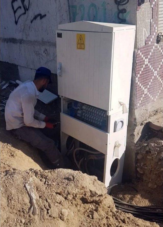 Dicle Elektrik Şırnak’ta Pano Montajına Yeniden Başladı