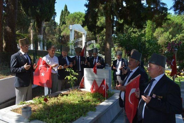 Sinop’ta Kıbrıs Barış Harekatı’nın 44. Yıl Dönümü Nedeniyle Şehitlik Ziyareti