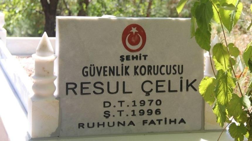 Kulp Belediyesi, Şehit Kabrini Mermer Taşlarıyla Yeniledi