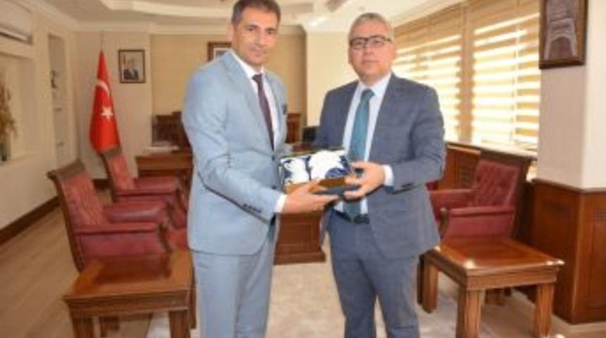 Hizmet- İş Sendikası 40. Yılı