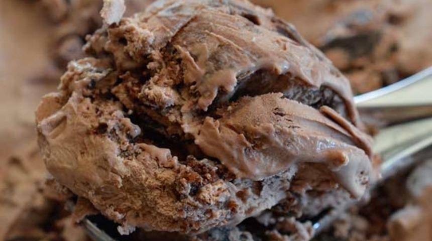 Çikolatalı Dondurma