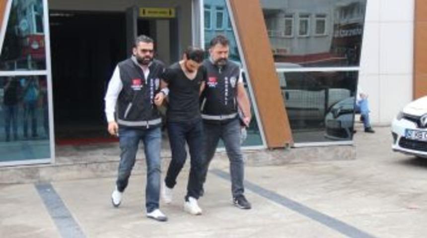 Kamyonların Ak&uuml;lerine Dadanan Hırsızlar, Polisten Ka&ccedil;amadı