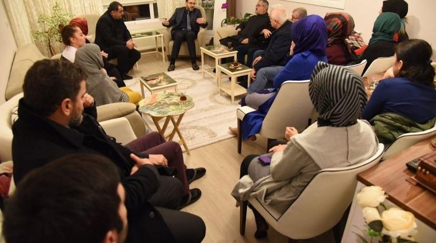 Başkan Ayaz Komşularına Misafir Oluyor