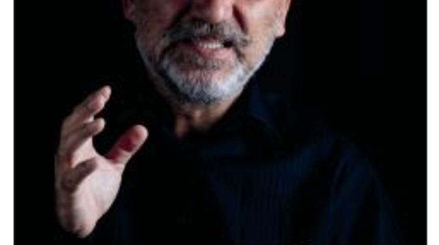 Sinema Oyuncusu Altan Erkekli, Alanya&rsquo;da Hayranlarıyla Buluşuyor