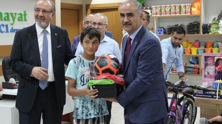 &Ccedil;ocukların Hayalleri Ger&ccedil;ekleştirildi