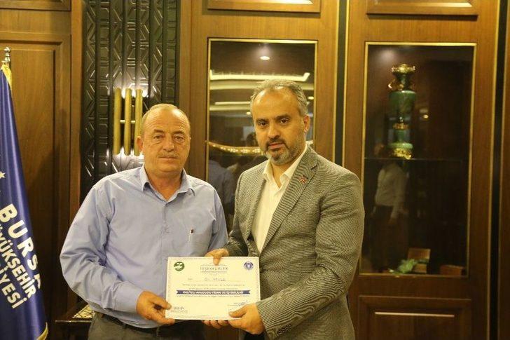 Ahududu Yetiştiricileri Büyükşehir’de G3