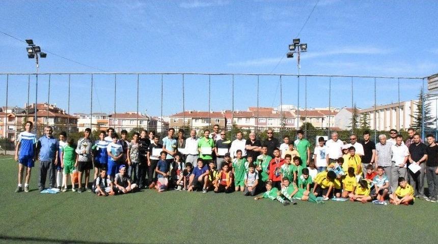 Kur’an Kursu Öğrencilerinin Futbol Turnuvası Sona Erdi