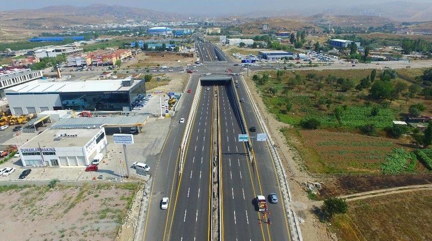 Ankara&rsquo;da Anadolu Bulvarı&rsquo;nda Kesintisiz Ulaşım