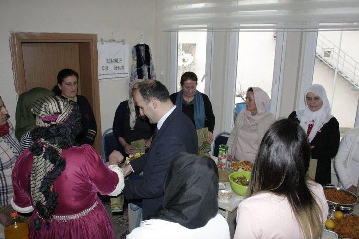 Kaymakam Şener Kadınlarla Bir Araya Geldi G2