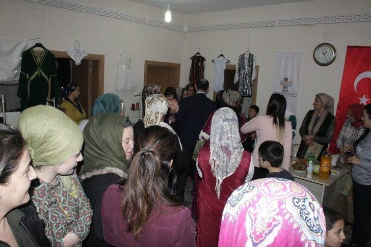 Kaymakam Şener Kadınlarla Bir Araya Geldi G4