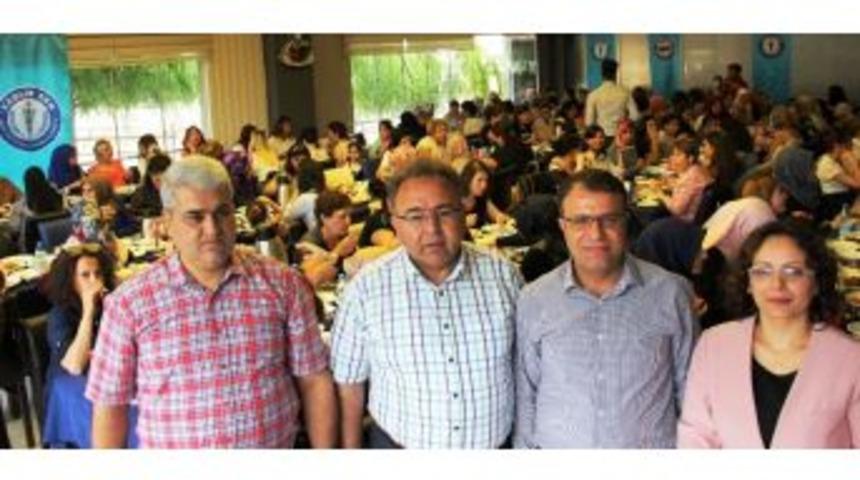 Sağlık&ccedil;ılardan A&ccedil;ıklanan Ekonomik Politikaya Tam Destek