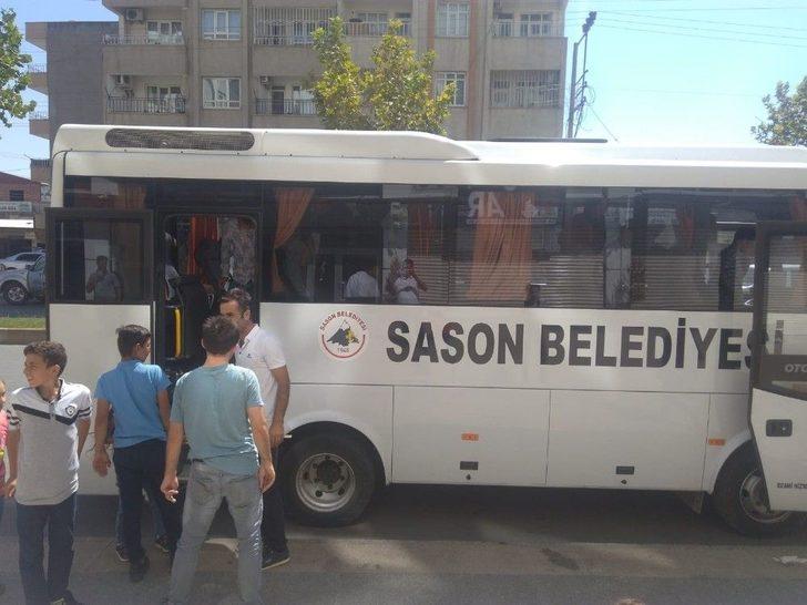 Vali Deniz’den Şehit Ve Gazi Çocuklarına Bayramlık Kıyafet G5