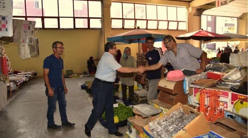 Başkan Can Pazar Esnafı İle Bir Araya Geldi